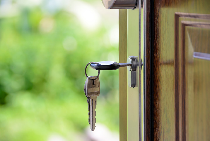 A2B Locks are able to provide local locksmiths in Cranleigh to repair your broken locks. 